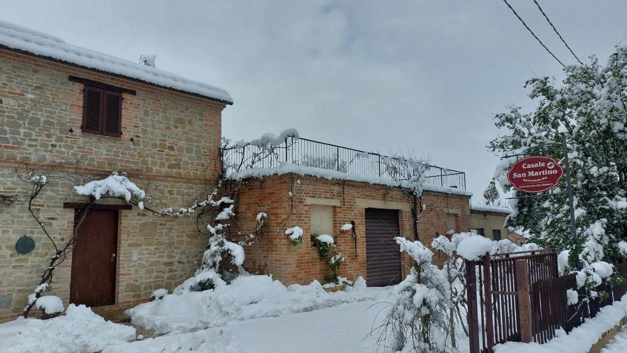 Casale San Martino Agriturismo Bio Sant'Angelo in Pontano 外观 照片